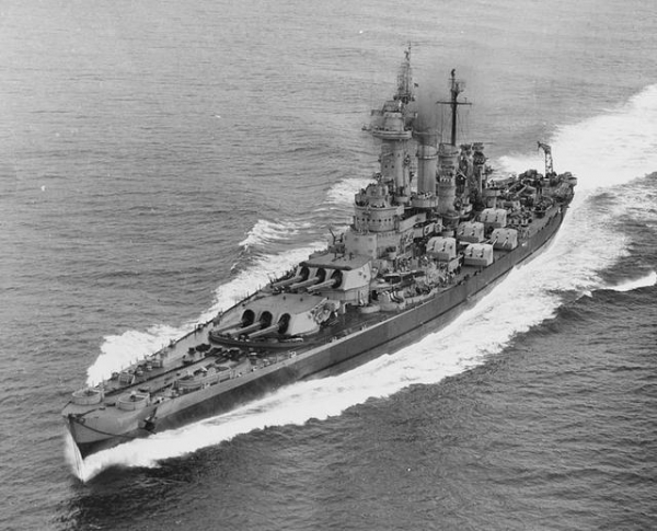 太平洋战场上第一次战列舰对决,49枚炮弹击沉雾岛_华盛顿号|战列舰