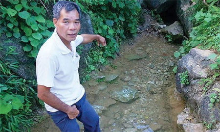 「泉水」广西现神秘喊泉，枯井喊上几声泉水涌出，成因仍是谜