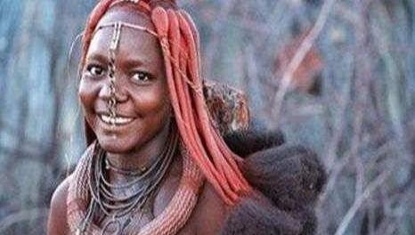非洲奇葩原始部落，要求男子必须娶5个老婆，多数男人却短命！