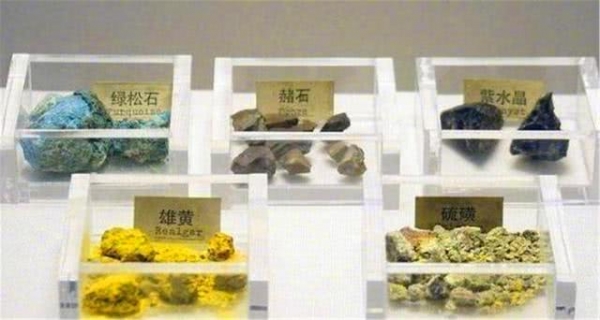 【专家】江苏发现父女合葬墓，出土900枚“仙丹”，化验后专家愤怒不已