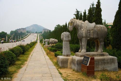 【】揭秘中国最难盗的帝王陵：40万人都没能挖开