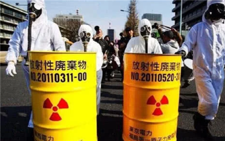 世界上放射性最强的人，全身上下携带辐射，死后也不能被火葬(3)