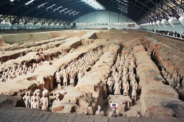 秦始皇陵的两大秘闻，流传千年未解，至今仍吸引着国人