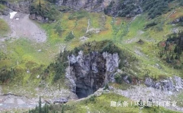 飞行员意外发现野外洞穴，深不可测，科学家：可能隐藏了许多秘密