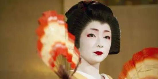 日本献给唐朝俩美丽公主，第二天就被皇帝关进铁笼子里，这是为何