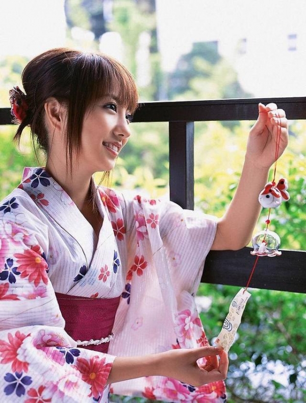 日本女人穿和服时不穿内衣内裤是真的吗，真相令人意外