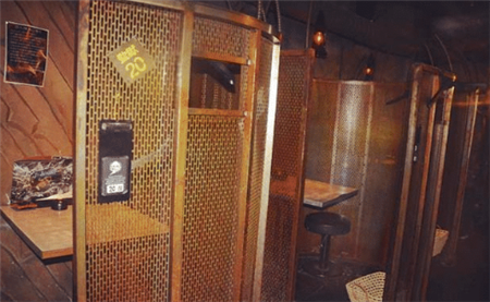 日本的“监狱餐厅”，一进门就会被“女警”捆绑，禁止未成年入内(3)