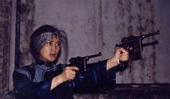有着“双枪老太婆”誉称的赵洪文国，抗战时誉享中外，为何在解放后被枪毙？