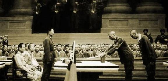 二战唯一拒绝日本投降的国家，17万战俘全部处死，日本至今忌惮