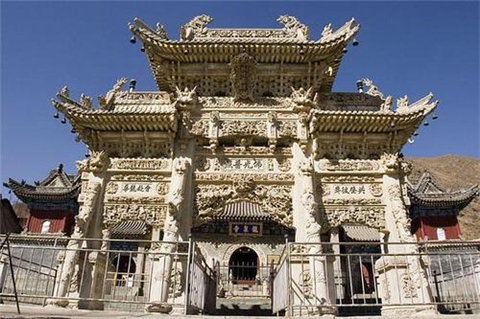 寺庙|山西龙泉寺出土神秘金棺，经千年依旧金光耀目，研究数十年未打开