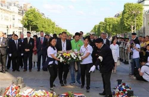 谎言|历史上最大的谎言，只有9字却骗过15亿人，也成14万中国人的噩梦