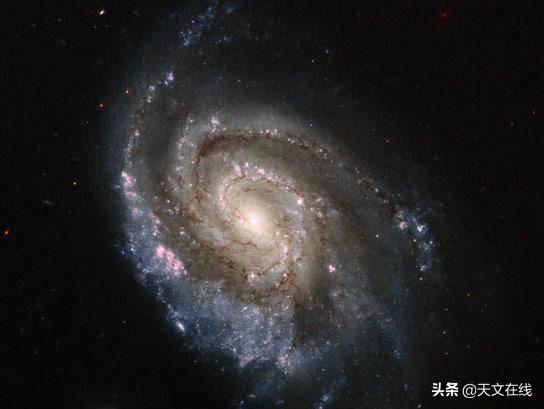 黑洞|广袤宇宙，不仅有恒星爆炸的壮美，还有黑洞合并的嗡鸣