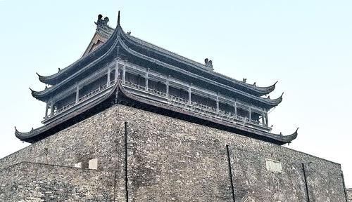 朱元璋|中国规模最大、规制最高的鼓楼 距今645年 朱元璋题字至今未破解