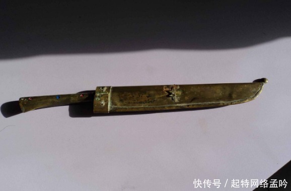 武器|假如回到三国时期，你会选择下面哪把武器？大部分人会使用第三把