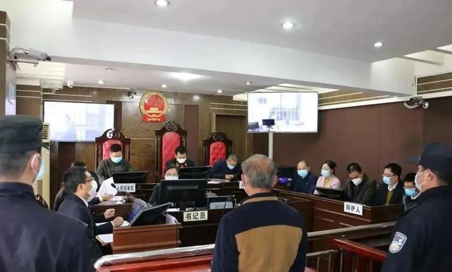 【地沟】网红火锅店后厨曝光，网友怒了！老板被判7年，赔447万