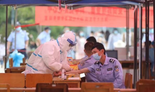 核酸■武汉全员核酸筛查启动：重点人员优先，困难人员直接上门