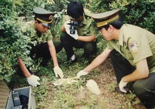 武警|天才枪手沦为悍匪！37名警察围捕他1人 却付出5人牺牲 6人重伤的代价