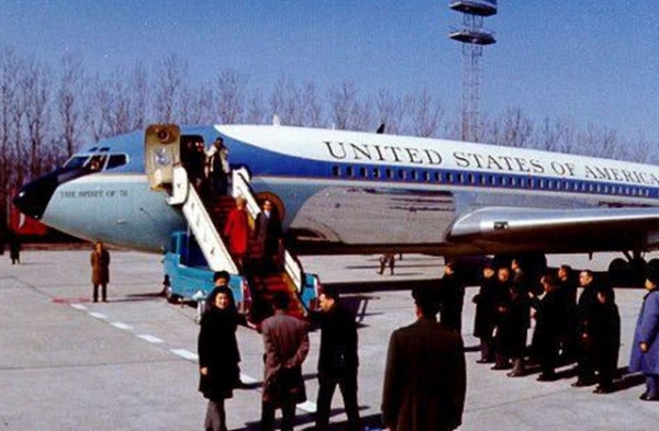 1972年尼克松访华时，带走一样东西，美军学习一个月后受不了放弃