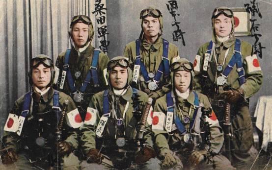 日军一神秘组织，害死4000日本青年，战败后切腹自尽