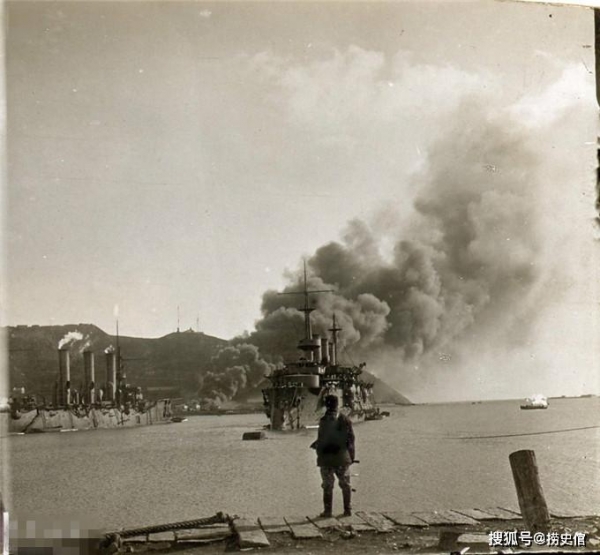 高地|1904年日俄旅顺要塞争夺战现场照，日军虽胜伤亡比俄军惨重