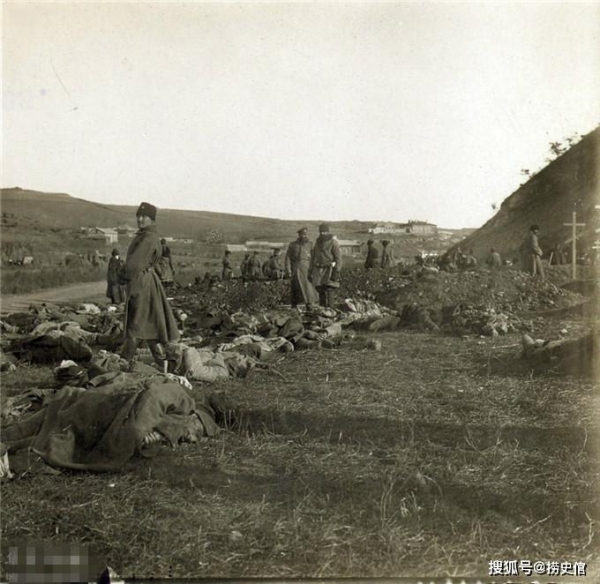 高地|1904年日俄旅顺要塞争夺战现场照，日军虽胜伤亡比俄军惨重